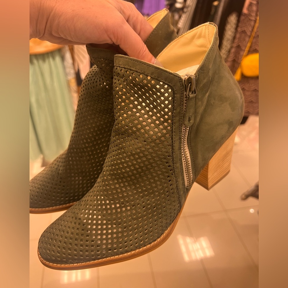 Green Perforated Ankle Boots paul green size 8